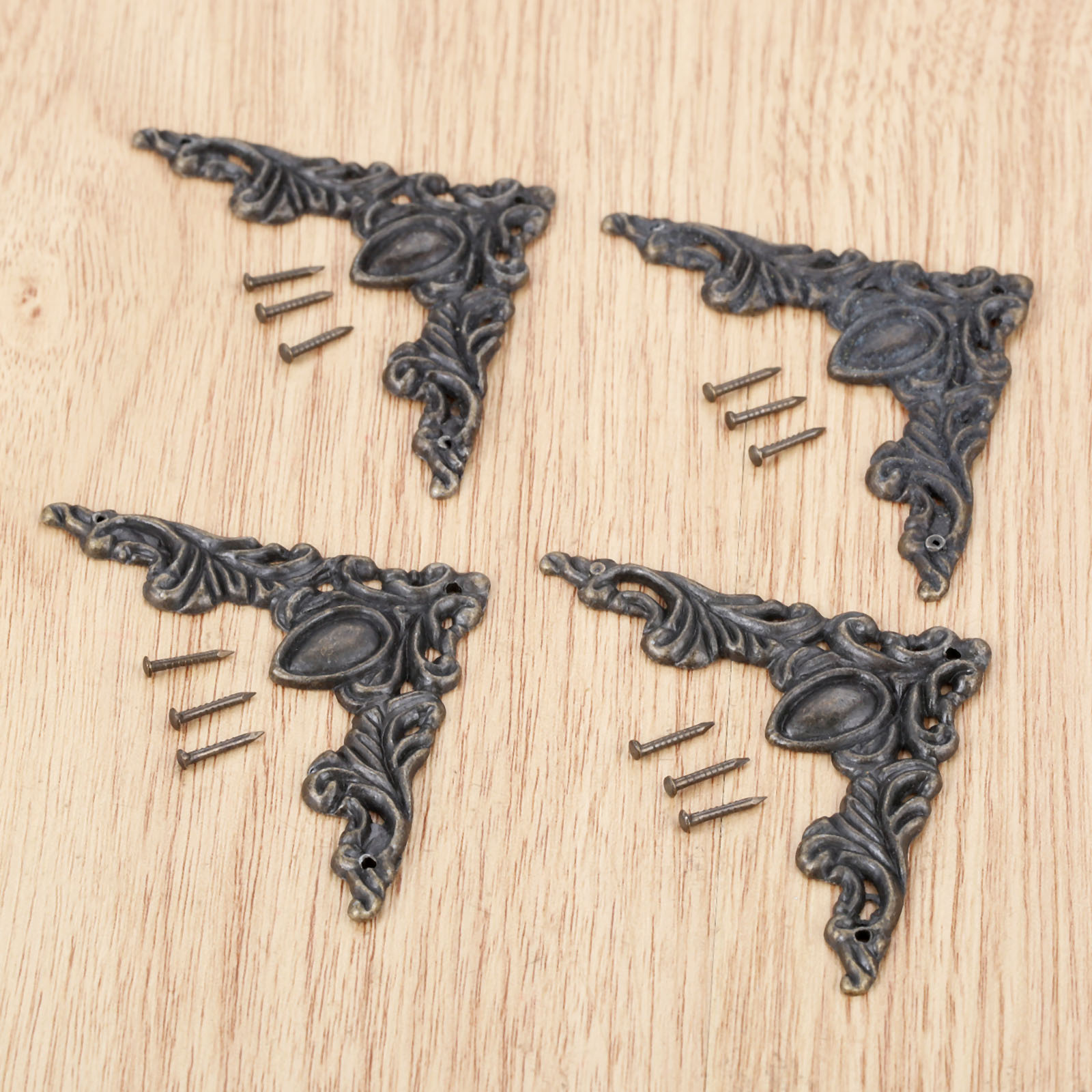 4Pcs Bronzo Antico Decorativo  - Woodworking Book recensione e prezzo