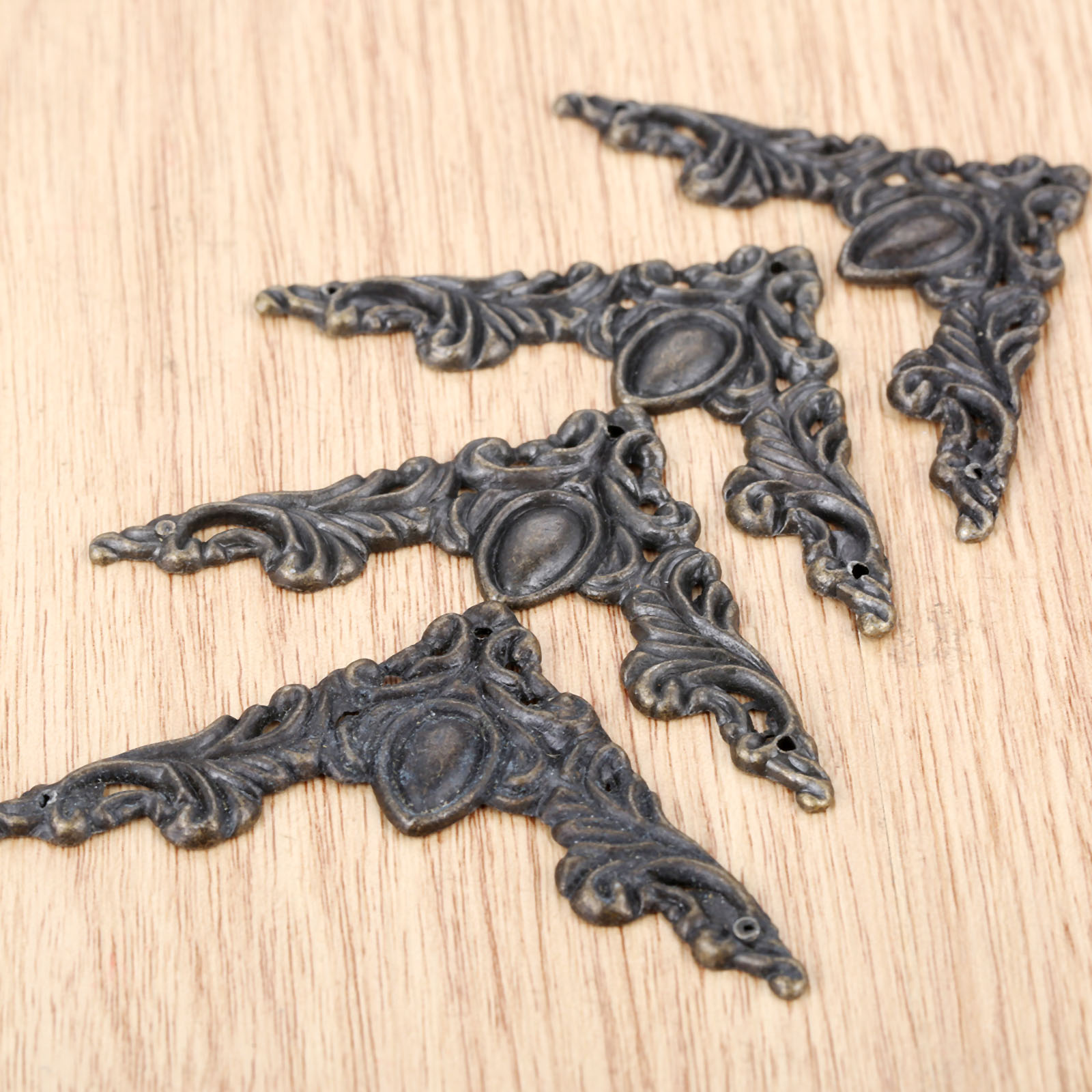 4Pcs Bronzo Antico Decorativo  - Woodworking Book recensione e prezzo
